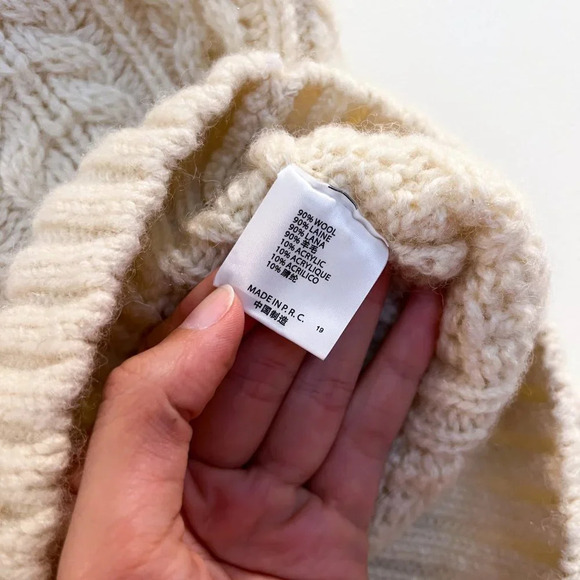 Brandy Melville Wool Blend Cream Cable Knit Classic Preppy Knit Cardigan Sweater - Picture 8 of 9